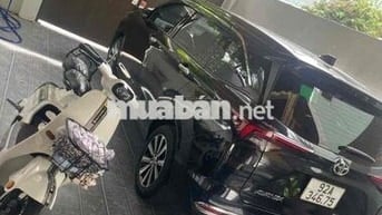Toyota Avanza Premio 2023 CVT tự động 2024