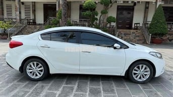 Kia K3 2015 1.6 MT - 87000 km rất đẹp.
