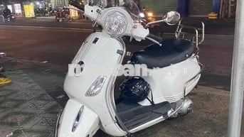 xe Vespa LX 125 cc Nhà bán ( 10 triệu 500 )