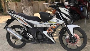 Đổi tay ra cần bán em sonic trắng đen