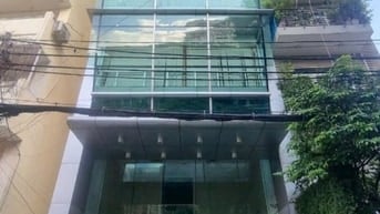 Siêu tòa nhà Trường Chinh Q12 - DT 8x20m hầm 6 tầng HĐ 70tr giá 16 tỷ