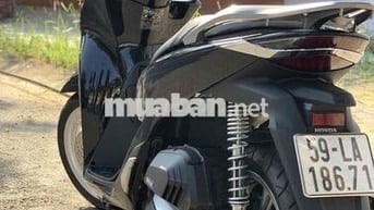 Sh 160 BSTP 8/2024 xe lướt ngay chủ ký bán