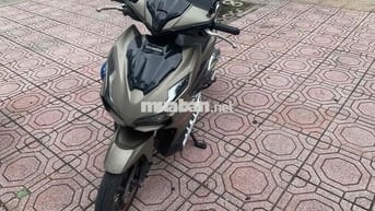Air Blade 125 màu Vàng Cát 2023 odo 5.000km