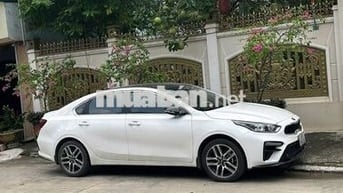 Kia Cerato 2021 1.6 AT LUXURY - 37000 km