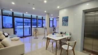 Tôi bán nhà Phố Ngũ Xã giá 42 Tỷ, 68mx 7T. View hồ. Thang máy. KD tốt