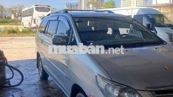 Toyota Innova 2008 J