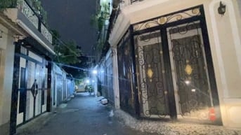 Nhà nở hậu nhẹ, Lâm Văn Bền 4x15m