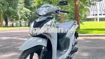 vision 2022 bản sporty xám xi măng