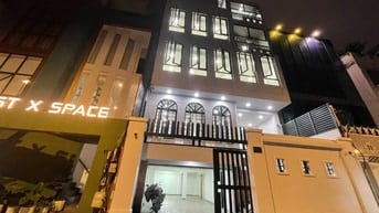 Cho Thuê Mặt Tiền Nguyễn Thái Bình, Quận 1. Nguyên căn 3 lầu. chỉ 65tr