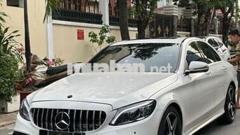 Mercedes Benz C300 AMG Class 2016 - 86000 km