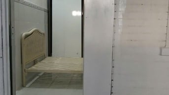 Cho thuê 2 căn hộ lầu 1 và 2 của nhà mặt tiền 608 Điện Biên Phủ, quận 