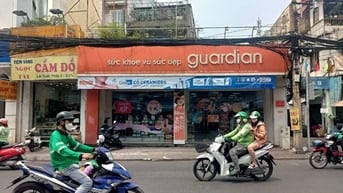 Cho thuê nhà Cách Mạng Tháng 8 Quận 3