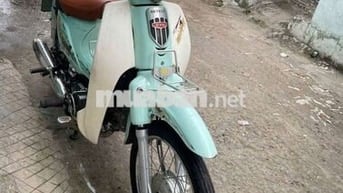 Cần bán chiếc cúp Việt Thái có giấy