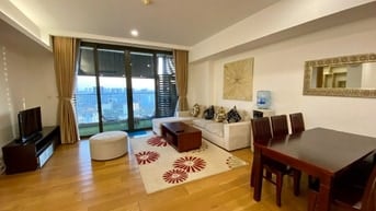Cho thuê căn hộ 146m2,2PN full giá 18tr toà  chung cư 249A Thuỵ Khuê