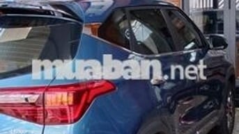 Kia Seltos 2023 1.4 Turbo Luxury - 32000 km