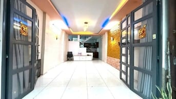 Nhà  bán nguyên căn. Mua bán vi bằng 
