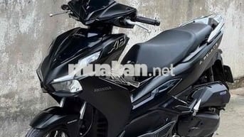 Air Blade 125cc đời 2023 4Val Black Edition