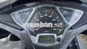Nhà ko còn chổ để , cần bán gấp xe air Blade