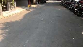 Bán khuôn Đất đẹp Ngay cộng Hoà p13 Q.TB dt: 12 x 37m giá : 48 tỷ