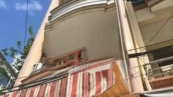 Cho thuê nhà mặt tiền Nhật Tảo, P.4, Q.10 giá 12tr