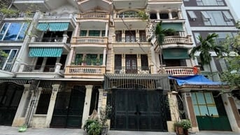 BÁN NHÀ PHÁO ĐÀI LÁNG 3 Ô TÔ TRÁNH, 50M2 × 5 TẦNG, MT 4.5M, 22.8 TỶ