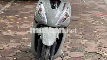 chính chủ bán xe Vison 2025 xi măng 1400km