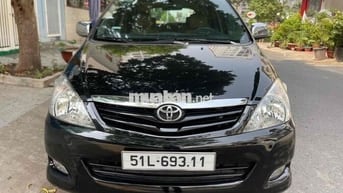 Toyota Innova 2011 G - 150000 km