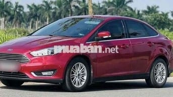 Bán xe Fordcus Titatinum - mới đẹp - HCM - 350 tr