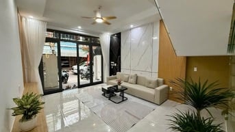 Bán nhà 2 tầng (80m2) đường Trần Hữu Trang, Hải Châu, Đn – Giá 7,XTỷ 