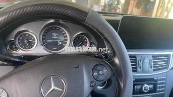 Mercedes Benz E Class 2011 E250 - 97000 km