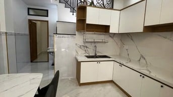 Bán nhà 304/4Q4 Trường Chinh, P13, Tân Bình, ngay chợ Hoàng Hoa Thám
