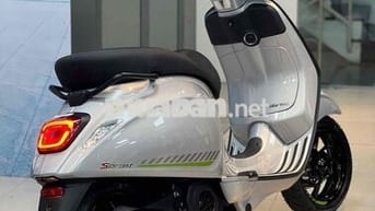 Vespa Sprint Tech 2025 lướt 450km chờ lấy Cavet