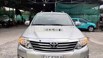 Toyota Fortuner 2015 2.5G - 140000 km