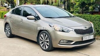 Kia K3 2015 2.0 AT - 70 km