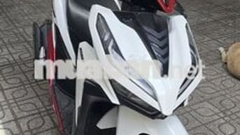 Cần bán vario 2019- 150 . Trắng đỏ