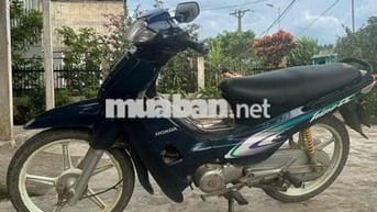 mua về đổ xăng là chạy
