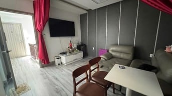 nhà HXH Nguyễn Chí Thanh Q10 DT: 4.5x25m CN: 110m2 giá chỉ 15.8 tỷ