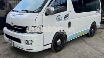 Toyota Hiace máy dầu 6N 850kg xe rất đẹp.