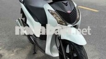 cần bán xe sh ý 125 dk2010 xe dư ko dùng