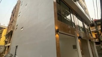 Bán nhà mới 6 tầng thang máy Ngọc Thuỵ ,40m2,ô tô vào nhà Giá 11,5 tỷ,