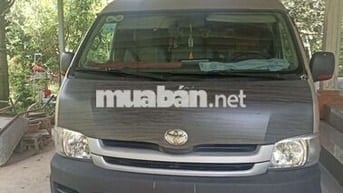 Xe Toyota Hiace 6 2005