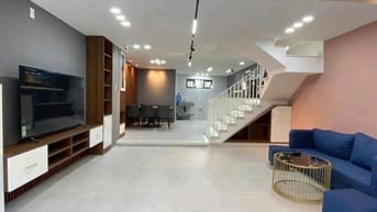 Nhà Nguyễn Thị Minh Khai chính chủ rao bán, 4tỷ89, 48m2, SHR, LH em TL