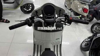 VESPA GTS 300 - 2025 mới lướt 1K có xe chạy liền