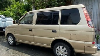 Bán xe Jolie 8 chỗ màu ghi hồng