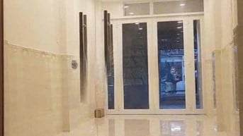 Mặt bằng kinh doanh mặt tiền Quận 3 Huỳnh Tịnh Của (3 x 6)