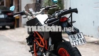 KTM DUKE 390