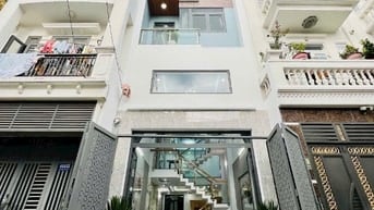 NHÀ MỚI XÂY đường nhựa 6m  Lê VĂN Khương vào 100m. Xem là thích