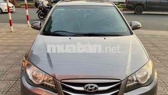 Hyundai Avante 2014 1.6 AT - 100000 km
