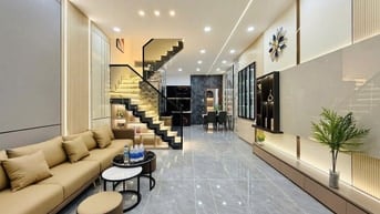 Bán Nhà phố 2 lầu sân thượng – full nội thất – đường Huỳnh Tấn Phát,