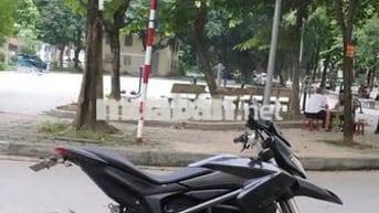 bán hyperstrada 821 về lấy vợ